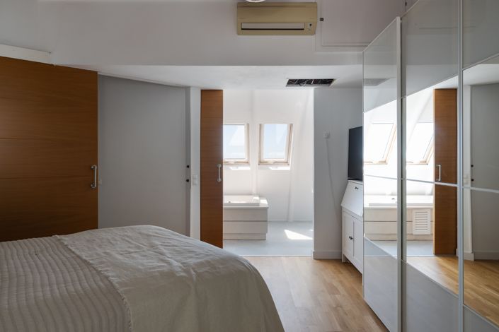 Image No.29-4 Bed House for sale