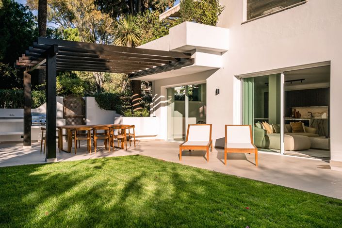 Image No.14-4 Bed Apartment for sale