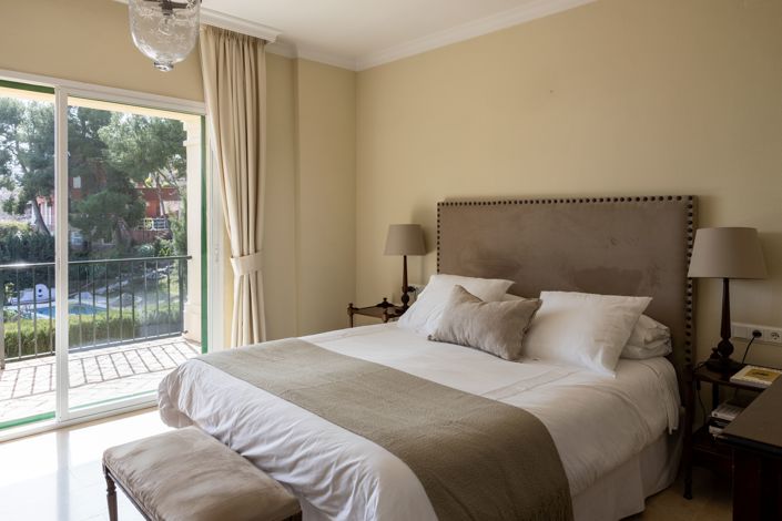 Image No.27-5 Bed Villa for sale