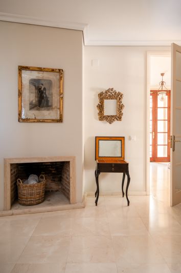 Image No.15-5 Bed Villa for sale