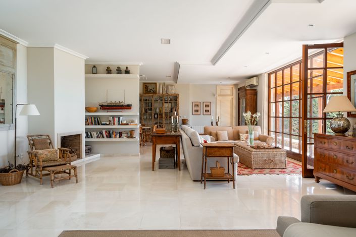 Image No.7-5 Bed Villa for sale