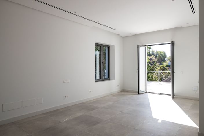 Image No.22-5 Bed Villa for sale