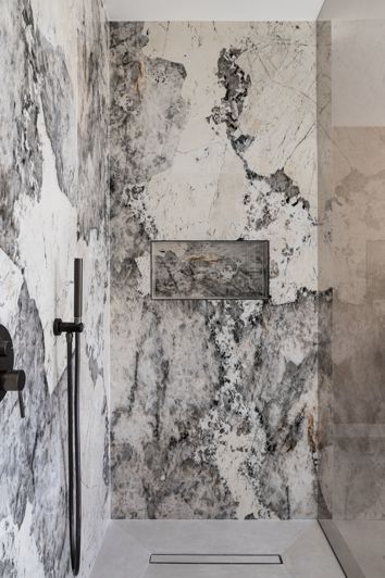 Image No.30-5 Bed Villa for sale