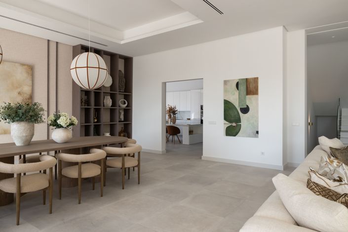 Image No.9-5 Bed Villa for sale