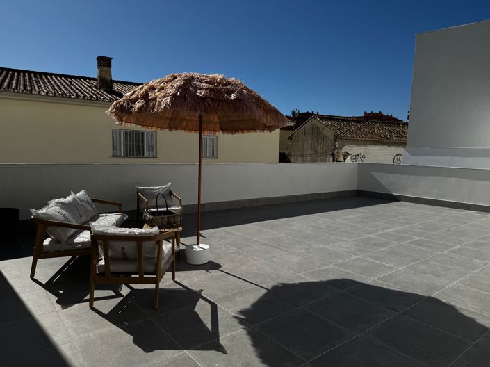 Image No.20-3 Bed Apartment for sale