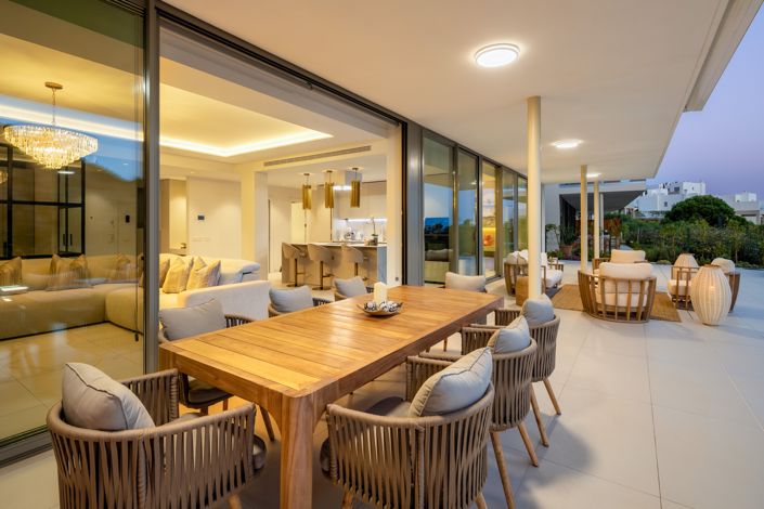 Image No.12-3 Bed Apartment for sale