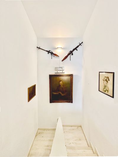 Image No.20-5 Bed House for sale