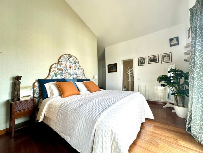 Image No.11-5 Bed House for sale