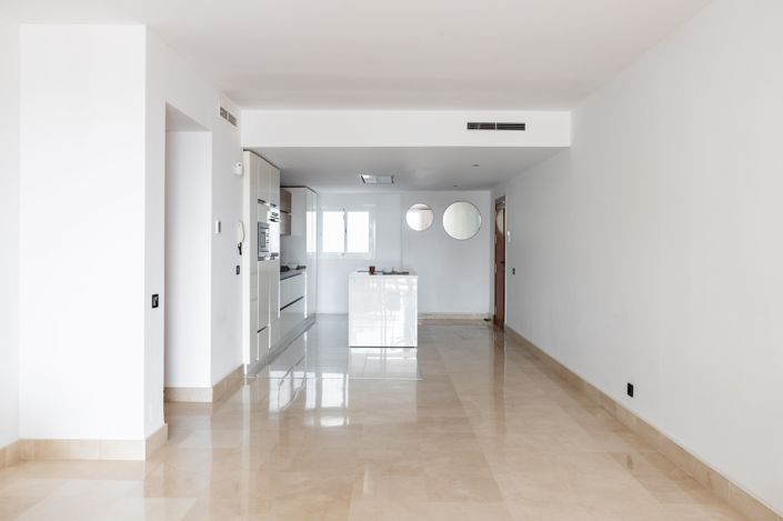 Image No.10-2 Bed Apartment for sale