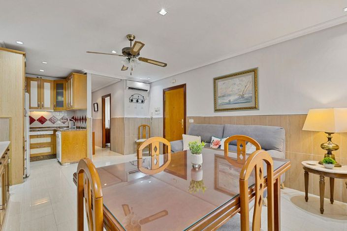 Image No.20-2 Bed Apartment for sale