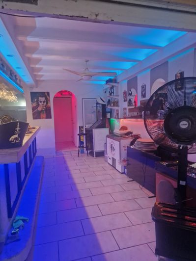 Image No.4-Bar for sale