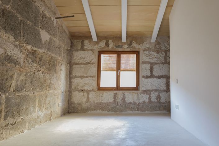 Image No.31-4 Bed Townhouse for sale