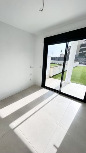 Image No.12-Appartement de 2 chambres à vendre à Fuengirola