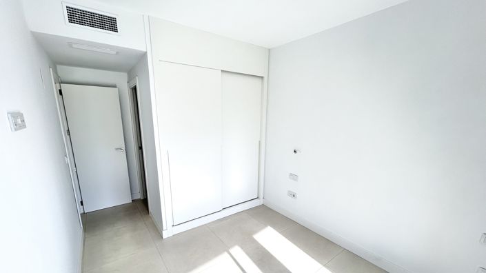 Image No.10-Appartement de 2 chambres à vendre à Fuengirola