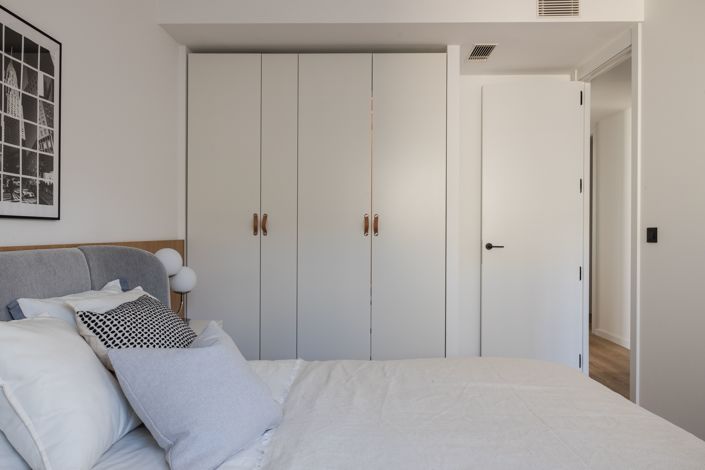 Image No.10-3 Bed Apartment for sale