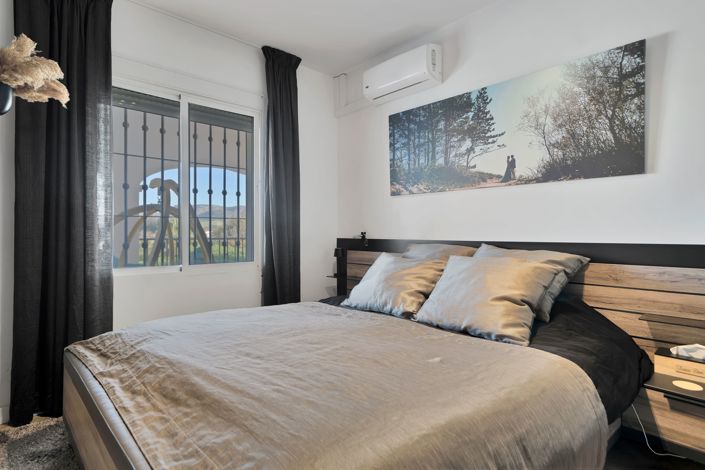 Image No.12-7 Bed Villa for sale