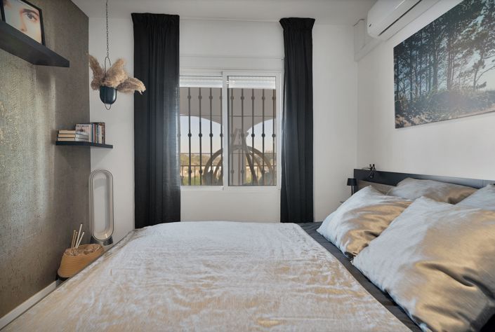 Image No.14-7 Bed Villa for sale