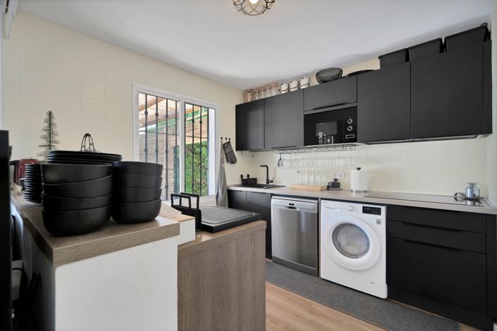 Image No.28-7 Bed Villa for sale