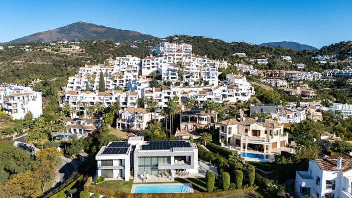 Image No.30-6 Bed Villa for sale