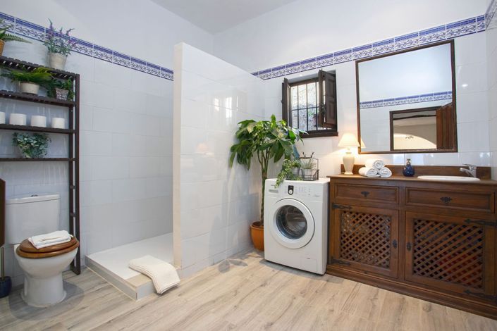 Image No.16-2 Bed House for sale