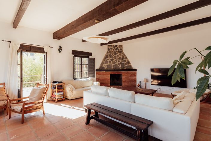 Image No.3-2 Bed House for sale