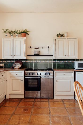 Image No.8-2 Bed House for sale