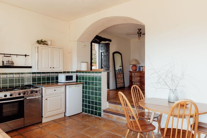 Image No.9-2 Bed House for sale