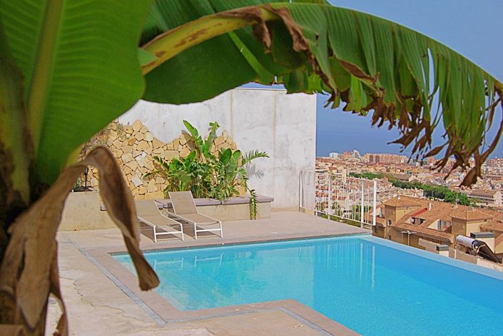 Image No.1-4 Bed Villa for sale