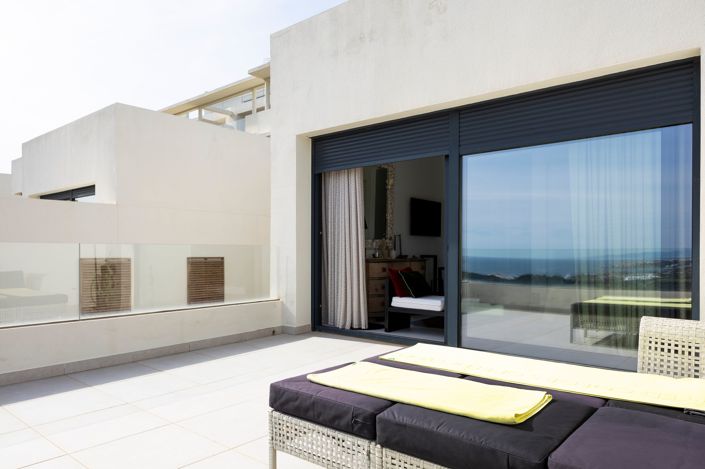 Image No.25-3 Bed Apartment for sale