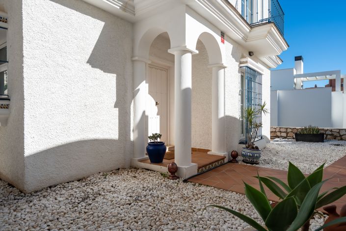 Image No.1-Villa de 5 chambres à vendre à Fuengirola