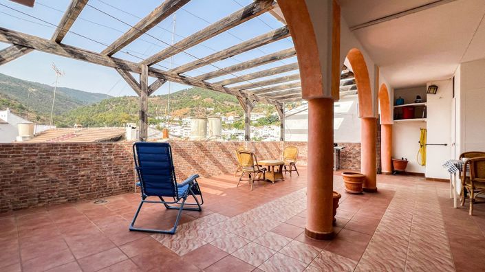 Image No.6-Maison de ville de 6 chambres à vendre à Tolox