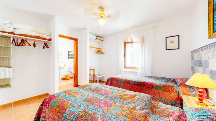 Image No.30-Maison de ville de 6 chambres à vendre à Tolox