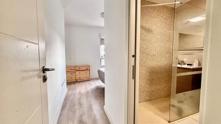 Image No.10-3 Bed Apartment for sale