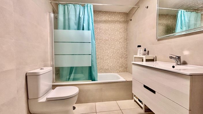 Image No.15-3 Bed Apartment for sale