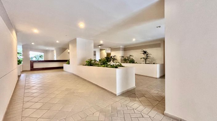 Image No.17-3 Bed Apartment for sale