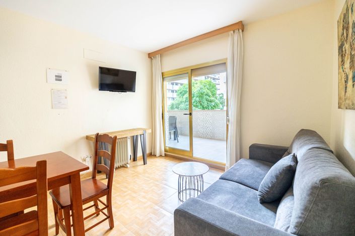 Image No.12-2 Bed Apartment for sale