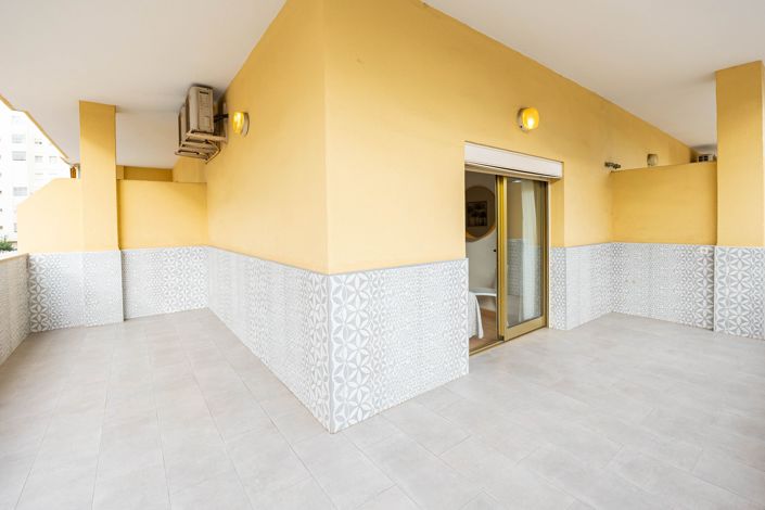 Image No.24-2 Bed Apartment for sale