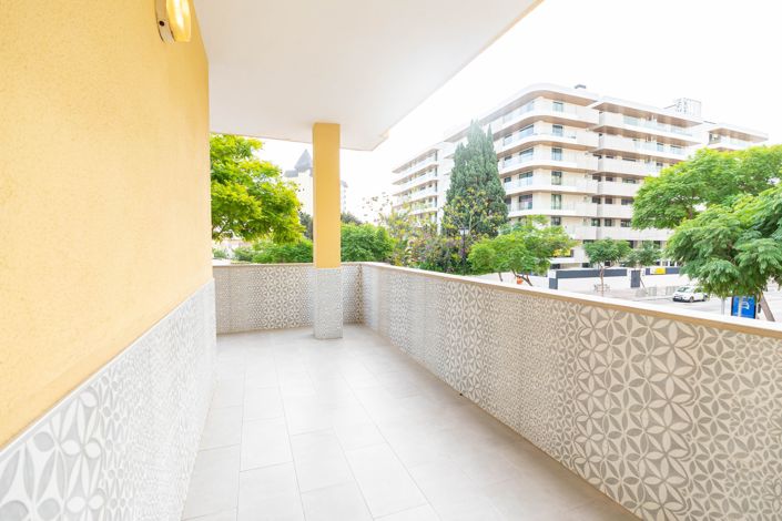 Image No.25-2 Bed Apartment for sale