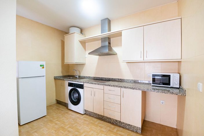 Image No.9-2 Bed Apartment for sale