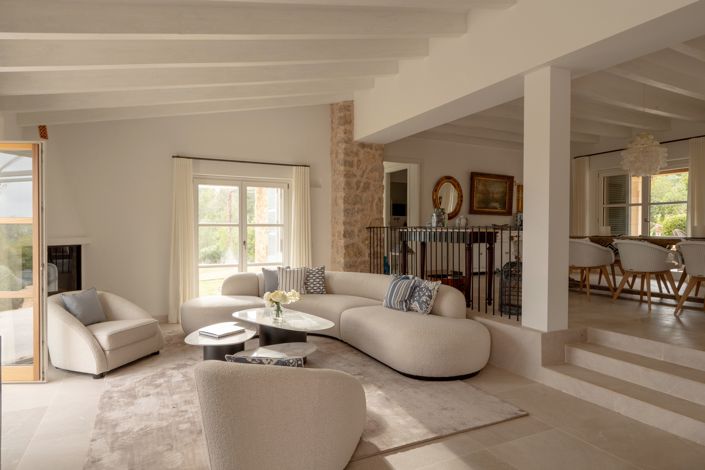Image No.15-4 Bed House for sale