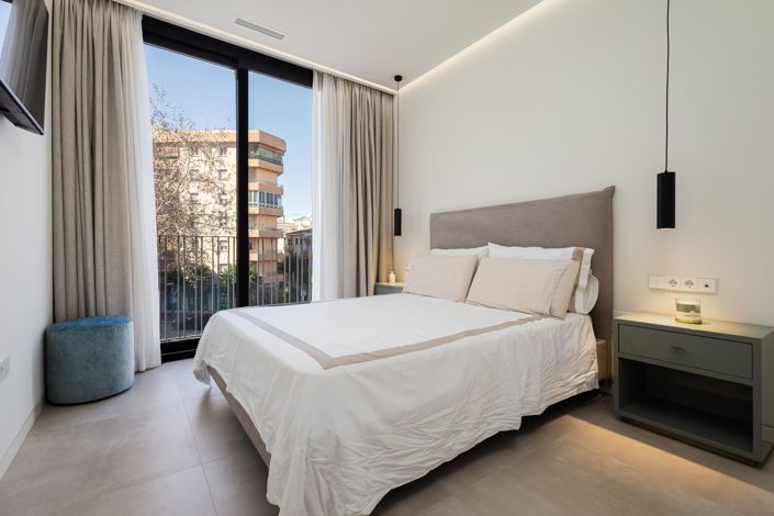 Image No.26-4 Bed Penthouse for sale