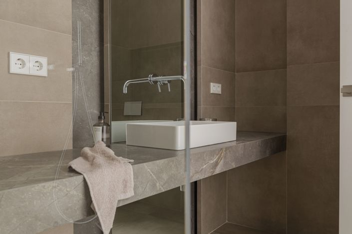 Image No.17-3 Bed Apartment for sale