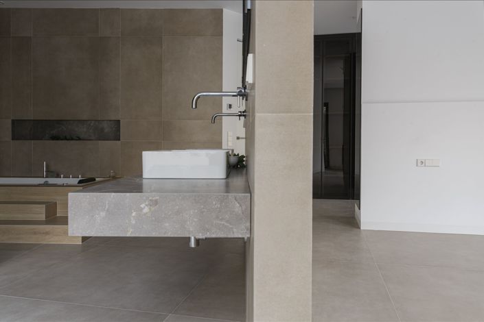 Image No.25-3 Bed Apartment for sale