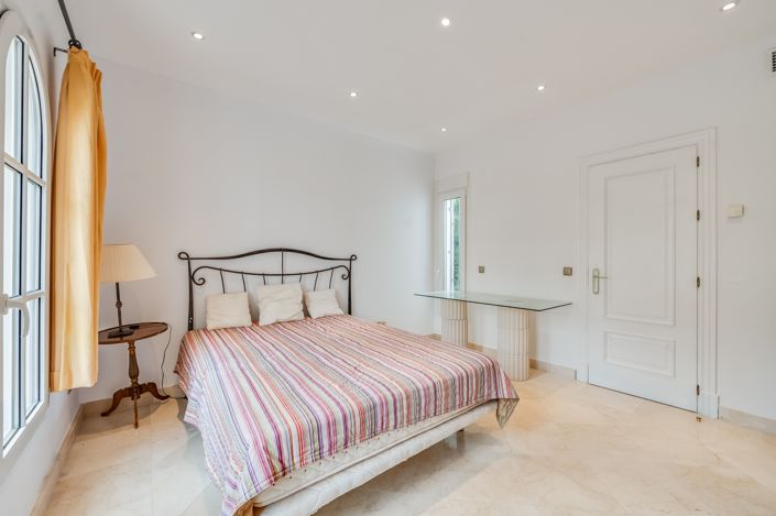 Image No.30-4 Bed Villa for sale