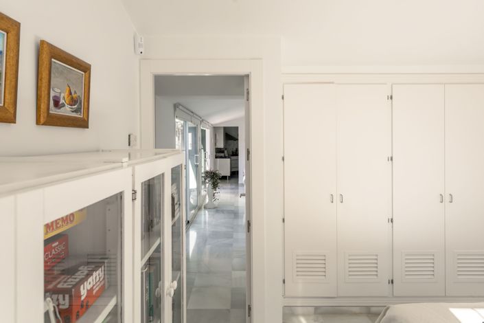 Image No.16-Villa de 4 chambres à vendre à Estepona