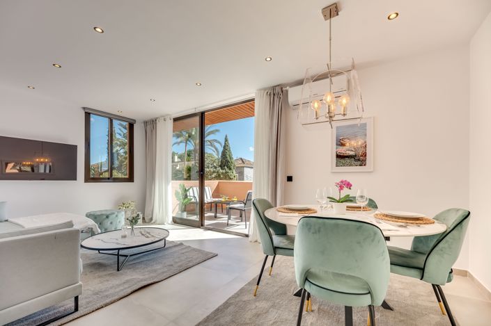 Image No.1-5 Bed Apartment for sale
