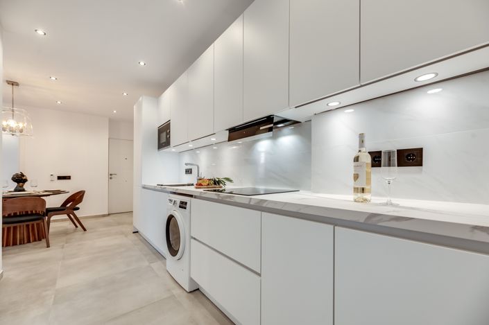 Image No.23-5 Bed Apartment for sale