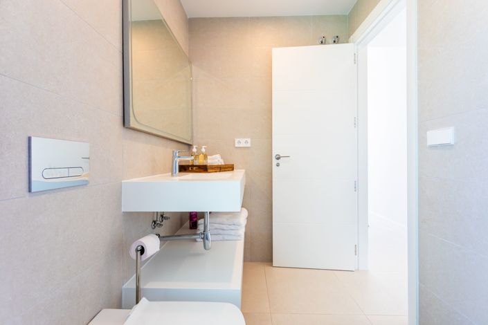 Image No.17-2 Bed Apartment for sale