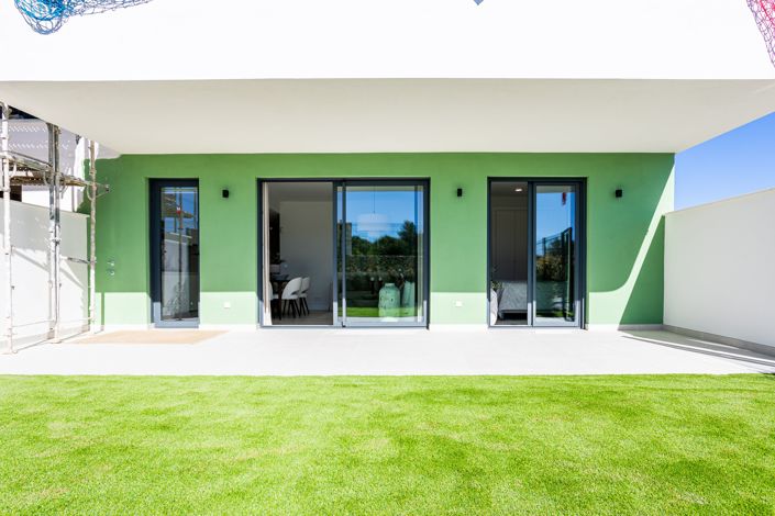 Image No.25-2 Bed Apartment for sale