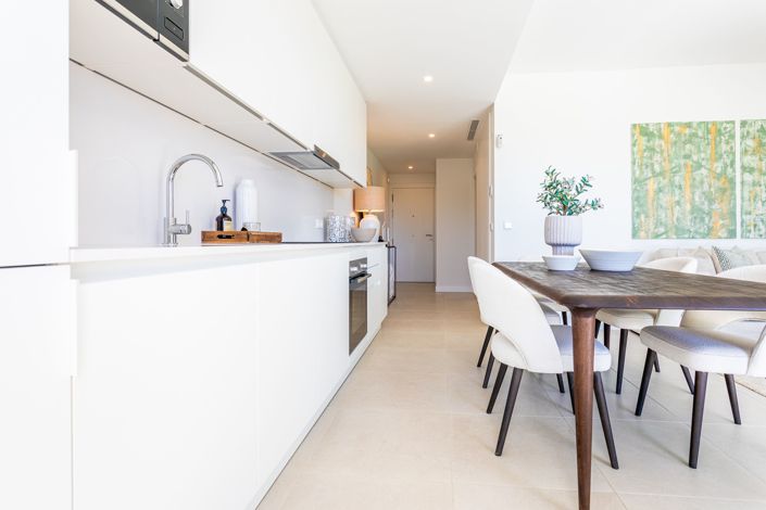 Image No.28-2 Bed Apartment for sale